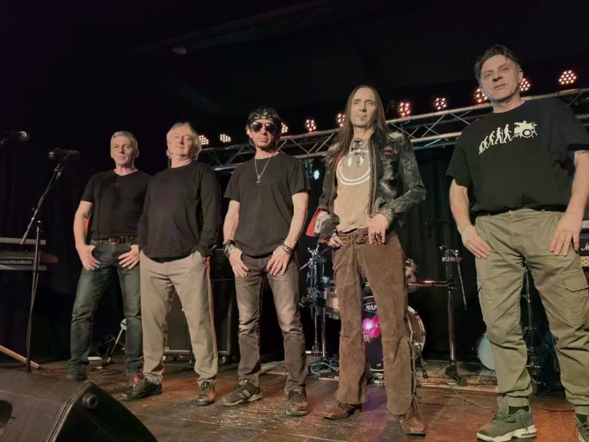 "Srčani udar" albumom "Peščani sat" slavi dvije decenije postojanja