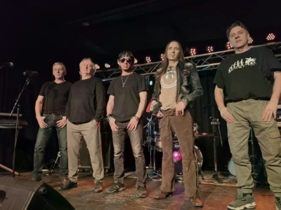 "Srčani udar" albumom "Peščani sat" slavi dvije decenije postojanja