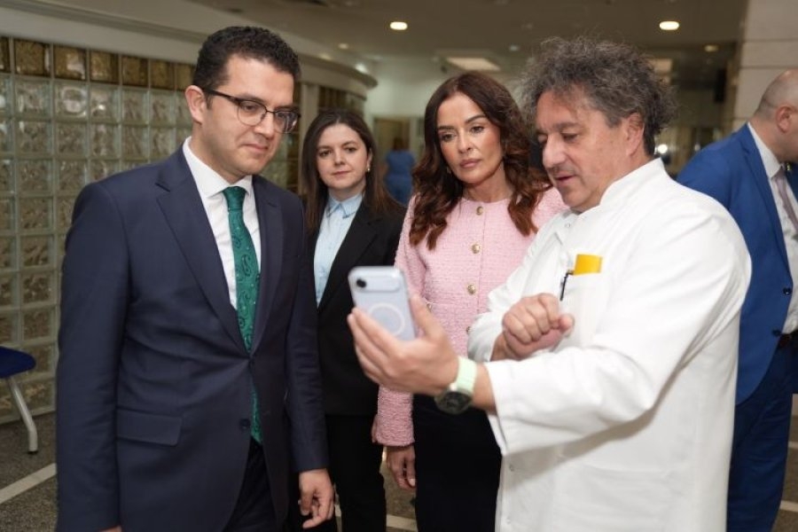 Novo na KCUS-u: TIKA osigurala nabavku mobilnog RTG sistema sa C-lukom na inicijativu Mirele Bećirović