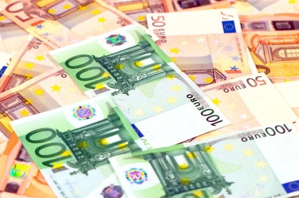 Novac stiže za 4 znaka: Evo ko će dobiti pare do 20. juna