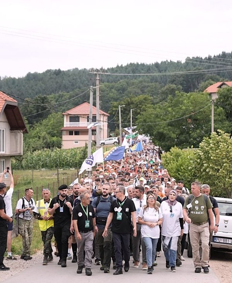 U koloni sa svojim građanima: Usame Zukorlić predvodi delegaciju Sandžaklija na 'Maršu mira 2026'