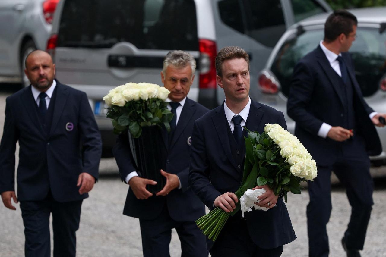 FOTO Sahranjen Giorgio Armani, pogledajte kako izgleda njegovo posljednje počivalište