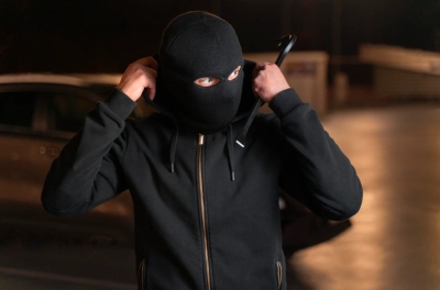 Maskirani razbojnici iz budvanskog marketa odnijeli 320.000 evra