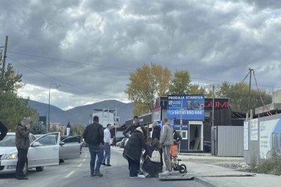 Drama u Sarajevu: Konstrukcija pala na ženu i dijete u Halilovićima