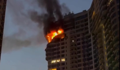 (VIDEO) PAKAO NA NEBU I ZEMLJI Masovni udar Moskve raketama i dronovima na Odesu, stambena zgrada razorena, ima povrijeđenih