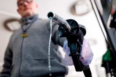 Teže da suzbiju efekat rasta cijena energenata: Vlada Njemačke SMANJUJE AKCIZE na benzin i dizel