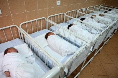 NAJVEĆA RADOST U Srpskoj rođeno 19 djevojčica i 11 dječaka