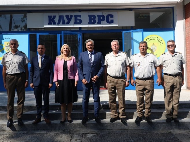 Obilježena krsna slava u Kasarni "Kozara": Zahvalnost svima koji čuvaju vrijednost i tradiciju srpkog borca (FOTO/VIDEO)