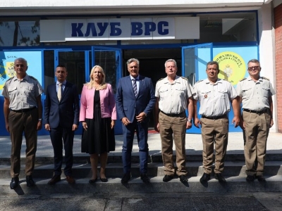 Obilježena krsna slava u Kasarni "Kozara": Zahvalnost svima koji čuvaju vrijednost i tradiciju srpkog borca (FOTO/VIDEO)