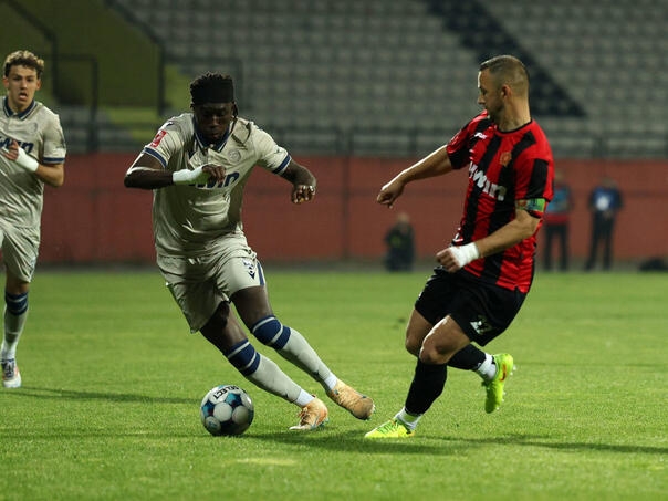 Pejić iz penala donio Željezničaru pobjedu u Tuzli