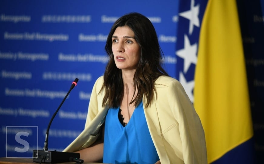 Sabina Ćudić: U čije ime Bakir Izetbegović jača odnose Bošnjaka i Putinove Rusije?