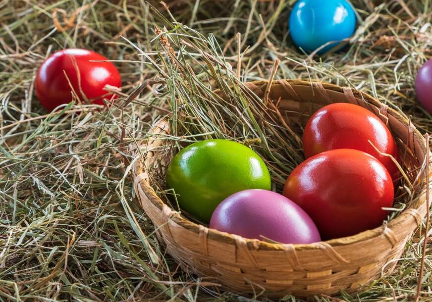 Danas proslavljamo VASKRS: Ovom vodom se umijte, a na spavanje NE IDITE PRIJE PONOĆI