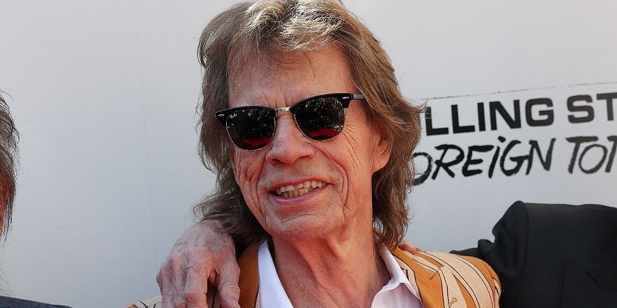 Mick Jagger razmatra biografski film o Rolling Stonesima, na to ga potakla ostvarenja o Beatlesima