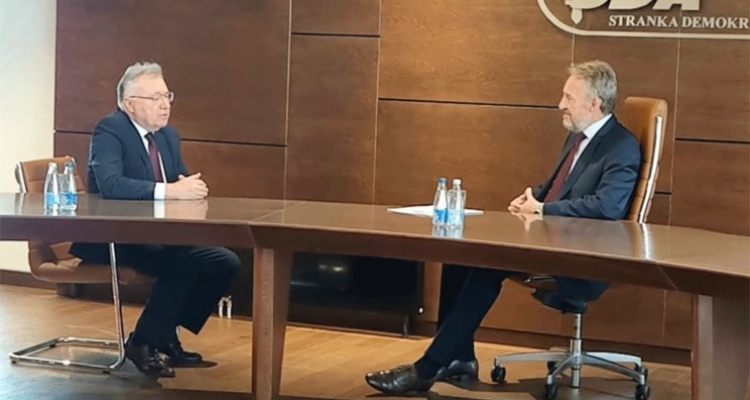 Sastali se Izetbegović i Kalabuhov, razgovarali o Dodiku
