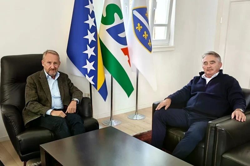 Izetbegović i Komšić u centrali SDA: Razgovor o formiranju vlasti i potencijalnoj koaliciji