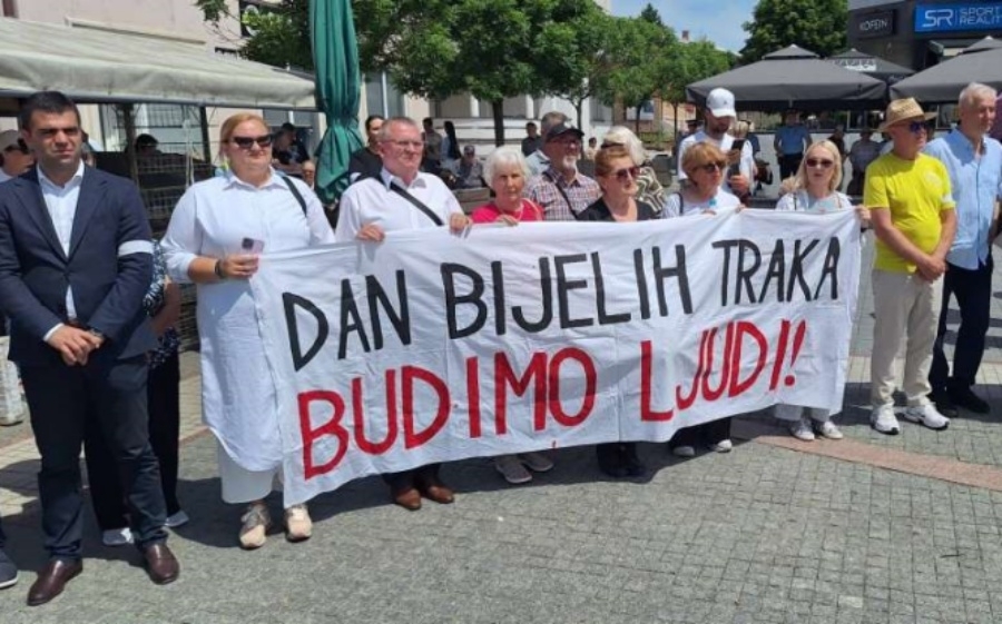 'DA LI SU BRANILI GRAD OD MOJE DJECE?' Potresne riječi Fikreta Bačića na Danu bijelih traka u Prijedoru