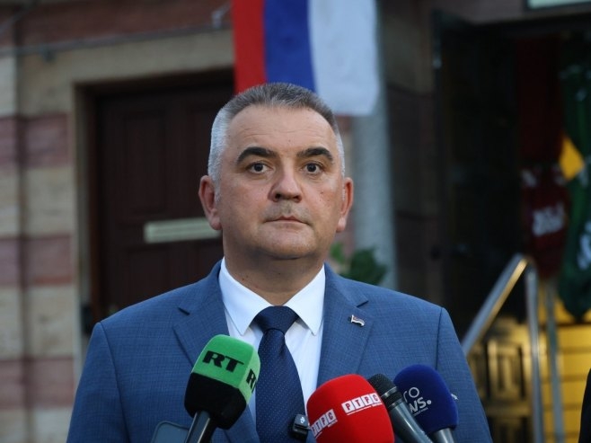 Minić: Utvrditi motiv i kazniti napadače na Srbe u Vogošći