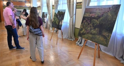 U Vijećnici otvorena posthumna izložba pejzaža Erdoana Morankića