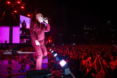 FOTO Održan i treći koncert Dine Merlina: Deseci tisuća ljudi pjevalo uglas