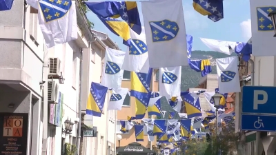 Mostar u bojama Zmajeva: Grad diše za BiH, navijat će se i za Hrvatsku