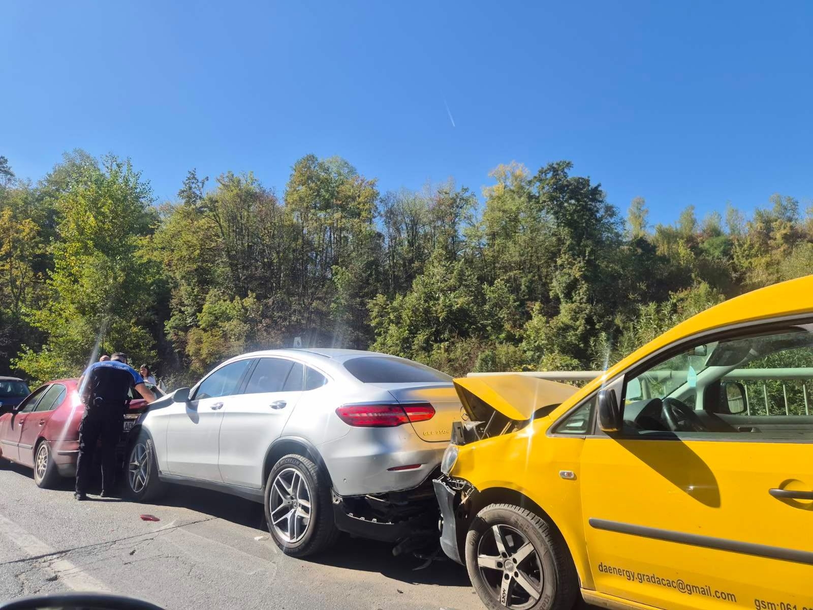 Lančani sudar na izlazu iz Srebrenika, saobraćaj usporen