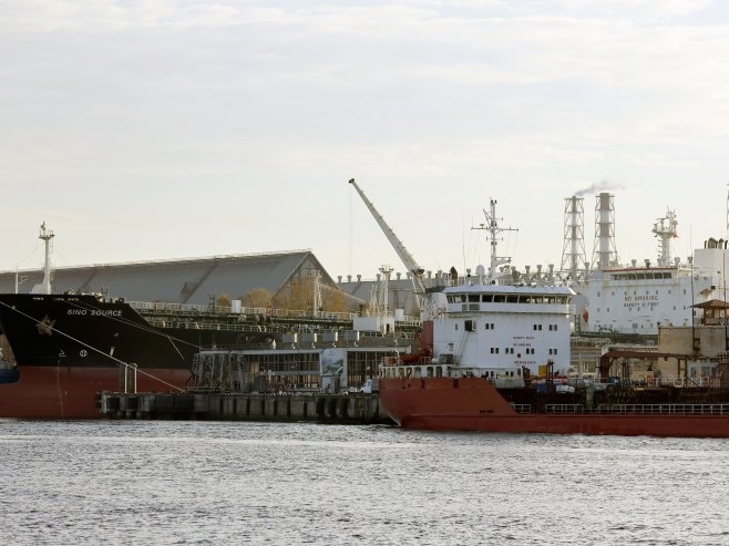 Ruski dizel stiže u SAD: Tanker sa 40.000 tona goriva krenuo ka Americi