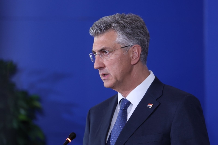 PLENKOVIĆ UPORNO OBMANJUJE GRAĐANE HRVATSKE: 'Nije dobro da jedan konstitutivni narod ne može birati svog legitimnog predstavnika!'