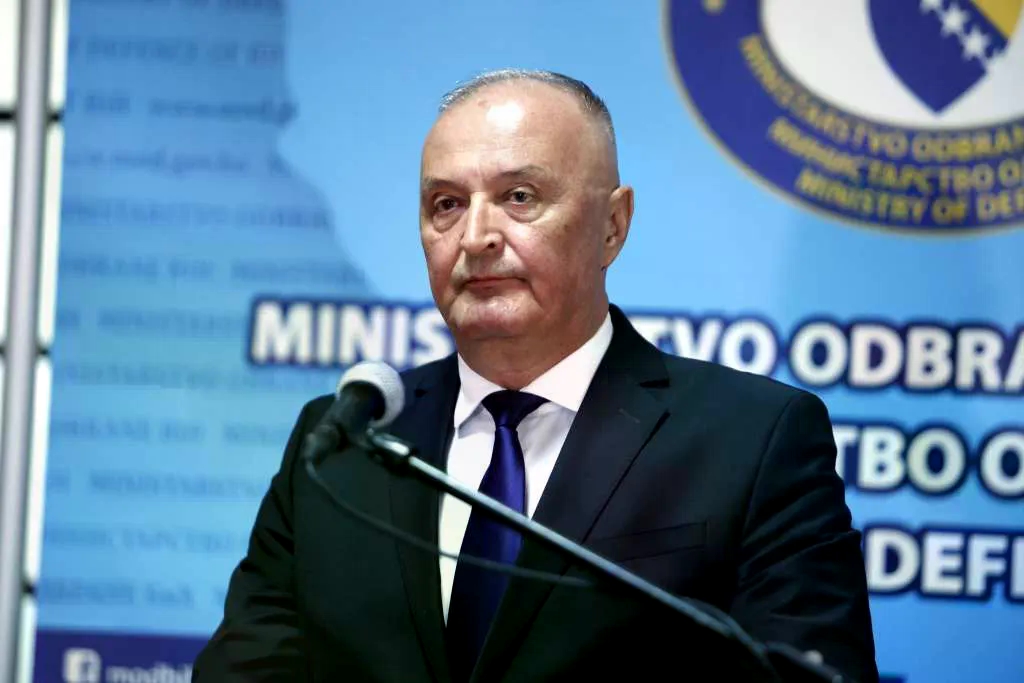 Helez: Podrška Turske važna za modernizaciju Oružanih snaga BiH