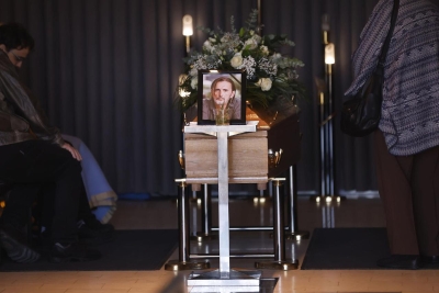 FOTO Emotivan oproštaj od Gorana Bareta u Vinkovcima, obitelj i prijatelji ispratili glazbenu legendu
