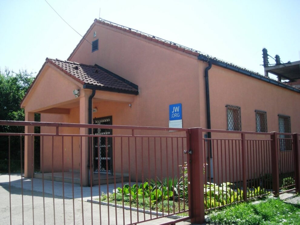 Krađa u Zenici: Iz dvorane Jehovinih svjedoka ukraden građevinski materijal