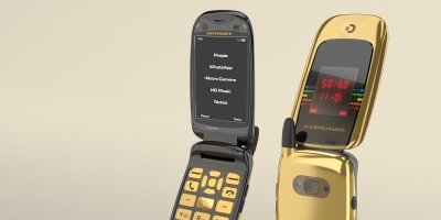 Nakon što je "oživio", Commodore predstavio preklopni telefon