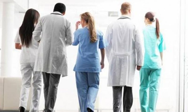 Do okončanja sudskih postupaka: Komora RS obustavila izdavanje licenci doktorima sa “Kallosa”