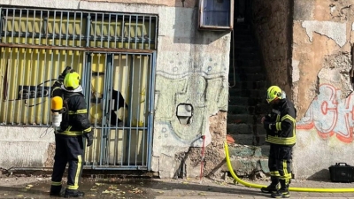 Izbio požar u porodičnoj kući, jedna osoba smrtno stradala