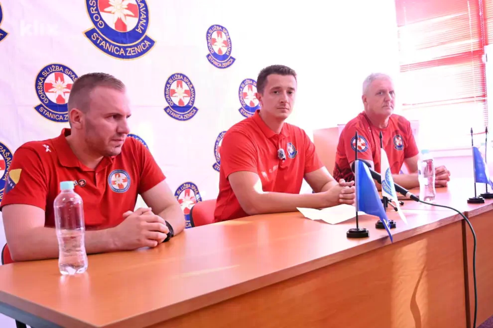 GSS Zenica: Transport tijela pet stradalih planinara je počeo, zajednička dženaza nakon završetka svih procedura