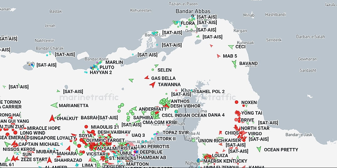 Iran dopustio prolazak 20 pakistanskih brodova kroz Hormuški moreuz, spominje se "nagovještaj mira"