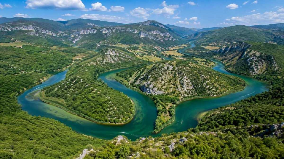 Manje turista stiglo u BiH, ali su ostajali duže: Ostvareno više od 1,8 miliona noćenja