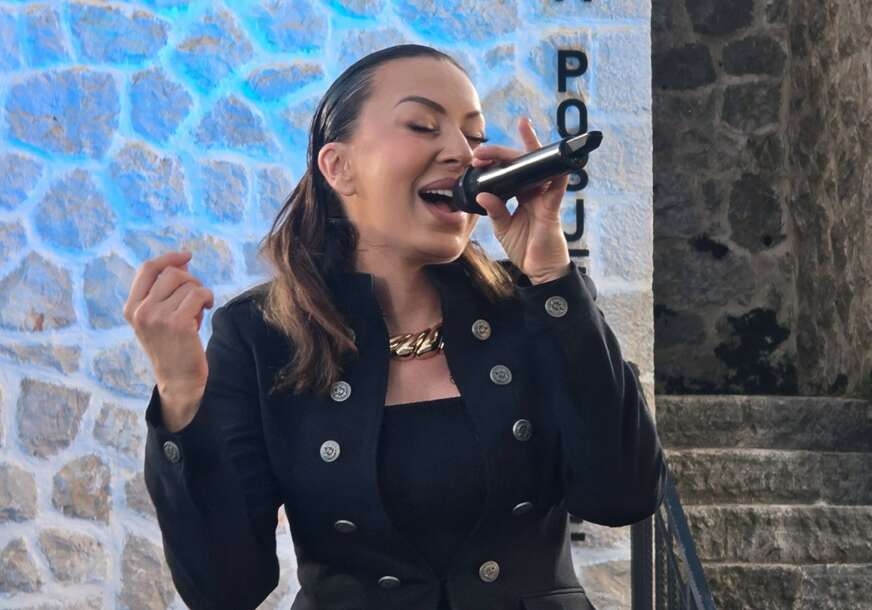 Romana Panić zapjevala u Banjaluci i oduševila publiku u svom rodnom gradu (Video)