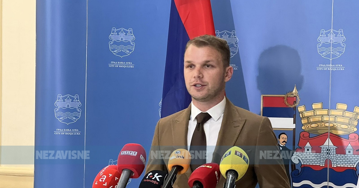 Stanivuković nabavlja školske uniforme za 79.000 KM