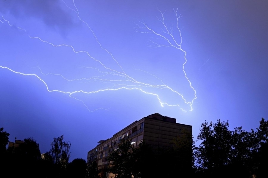 OPASNOST OD GRMLJAVINSKOG NEVREMENA: Evo gdje će, kada i koliko padati u narednih nekoliko dana...