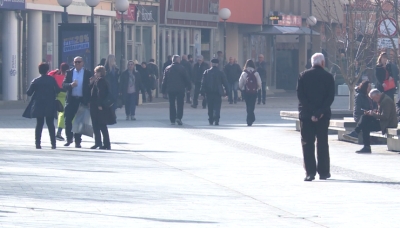 Zabrinjavajuće: Manje je rođenih, manje i radne snage