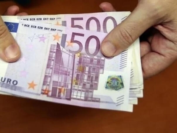 Siromašna domaćinstva od države dobijaju po 500 eura za hranu