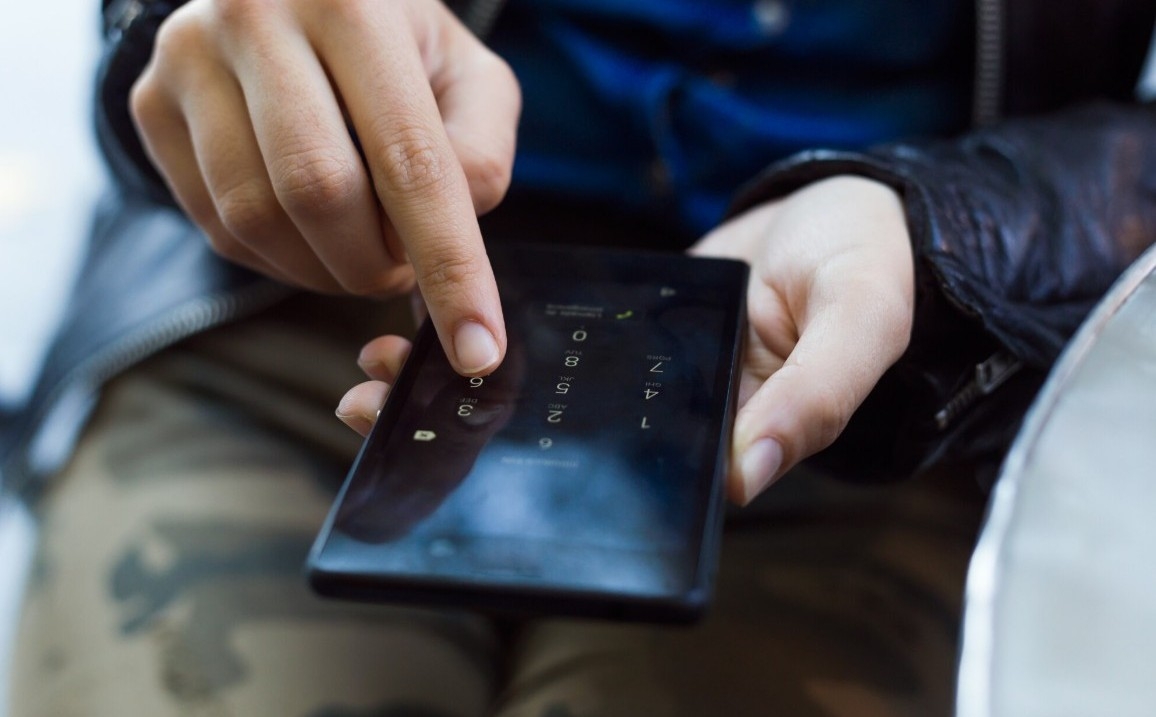 Ulazak u ove zemlje znači i mogući pregled vašeg telefona: Odgovor "Ne" vam može zakomplikovati put