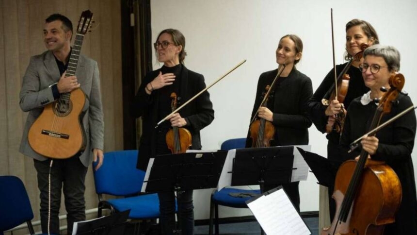 U Srebrenici održan koncert Boška Jovića i SA Sinfoniette: Tradicionalne pjesme u novom ruhu