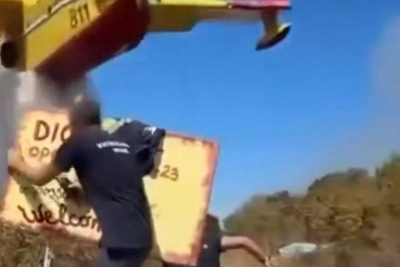 VIDEO Svi bruje o manevru pilota kanadera kod Hvara, pogledajte što je izveo