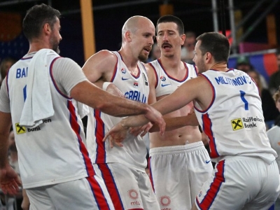 Basketaši Srbije pobijedili Francusku i osvojili bronzanu medalju na SP u Varšavi (VIDEO)