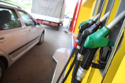 Za 3 mjeseca skoro 7 miliona KM: Vlada Srpske produžila mjeru, povrat 10 feninga po litri goriva do 14. septembra