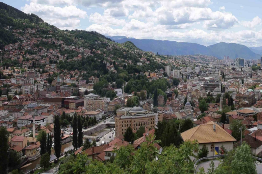 FBIH I BRČKO DISTRIKT ODAJU POČAST STRADALIM PLANINARIMA: Danas je Dan žalosti