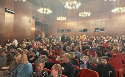 Festival komedije u Sarajevu otvoren pred punom salom: Predstava "Ćiro" oduševila publiku