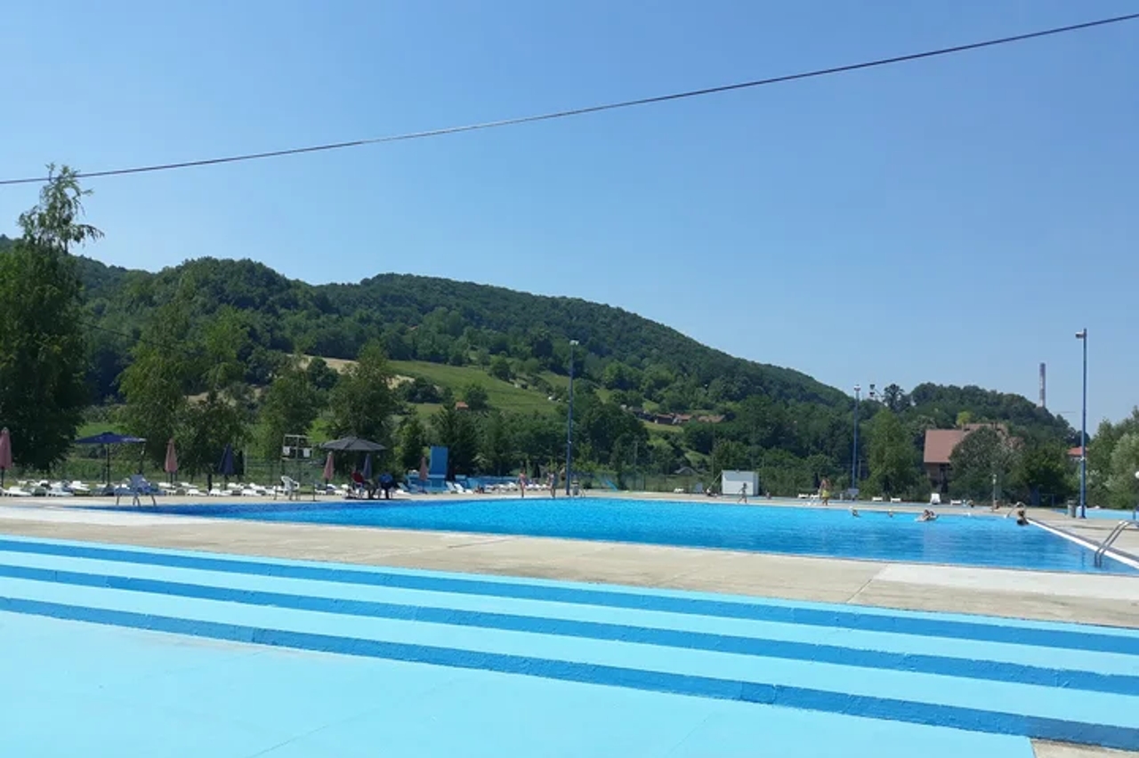 Djevojčicu (7) usisao vakuum na bazenu, liječnica izvela čudo: "Nije disala i nije imala puls"