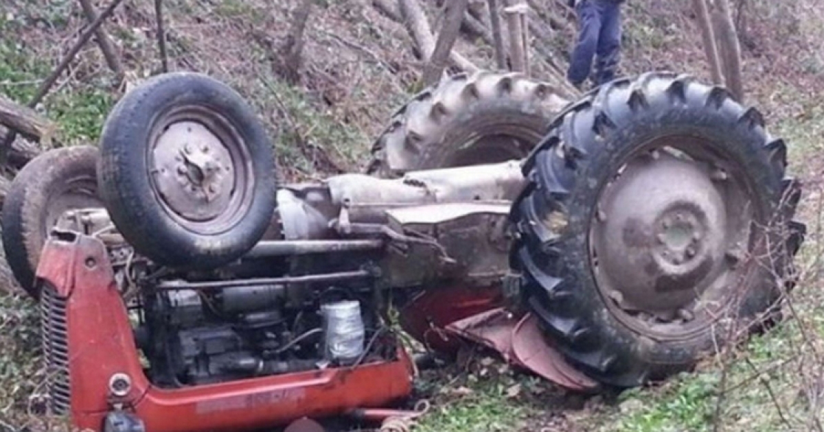 Vozač poginuo u prevrtanja traktora